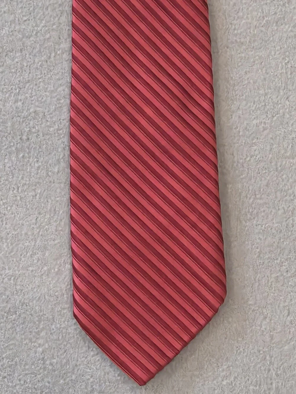 Valentino Men's Red W/ Burgundy Diagonal Stripes 100% Silk Italian Made Tie 3.5